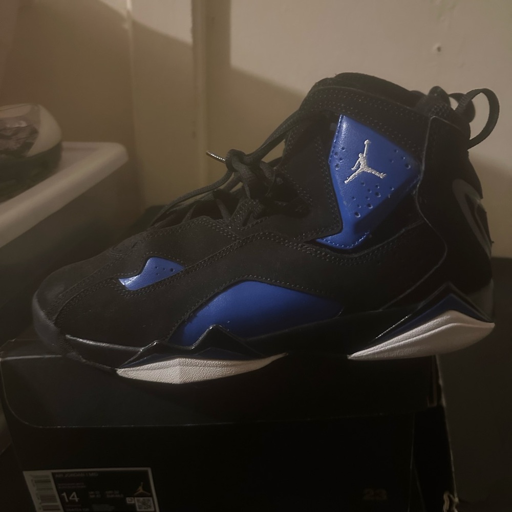 Jordan Kids Sneakers in Black and Blue